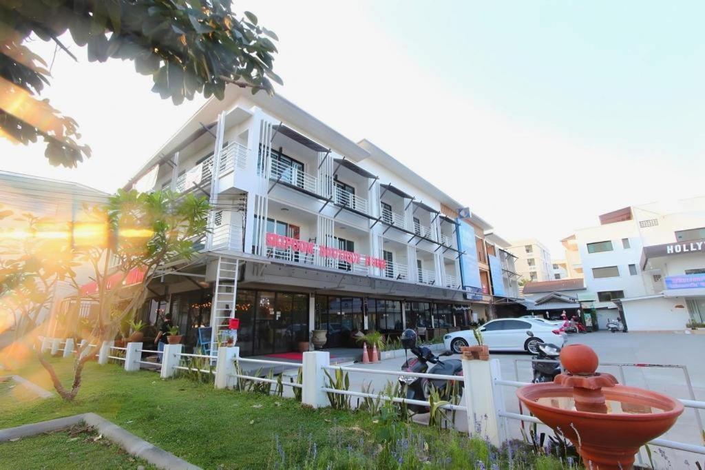 Sripoom Boutique House Hotel Chiang Mai Exterior photo